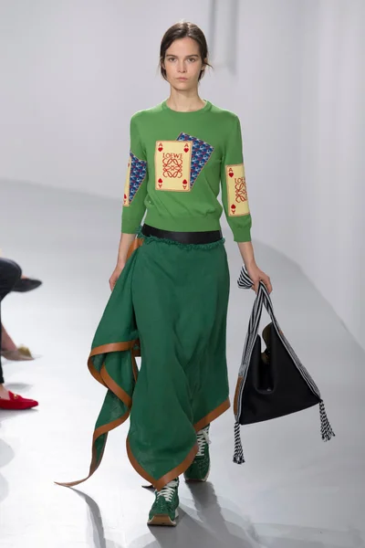 Look 39
